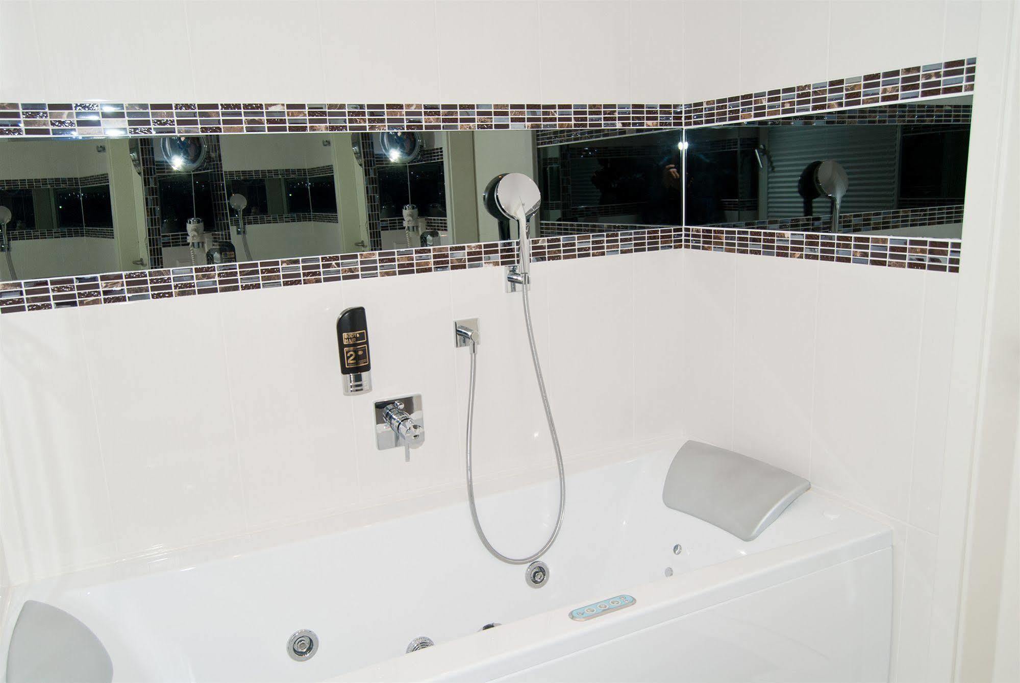Hotel Residenz Hoessinger Karlstetten Екстер'єр фото
