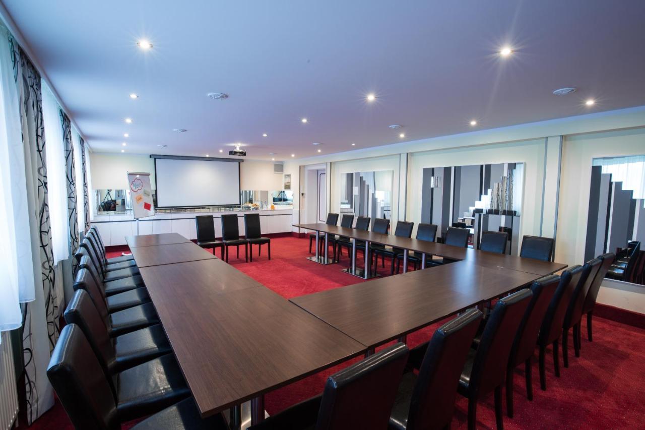 Hotel Residenz Hoessinger Karlstetten Екстер'єр фото