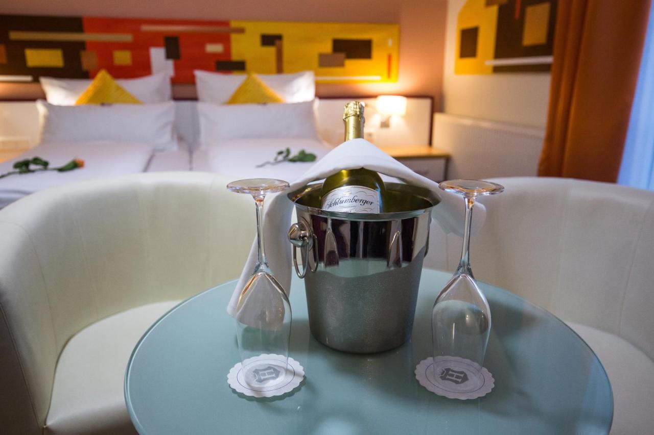 Hotel Residenz Hoessinger Karlstetten Екстер'єр фото